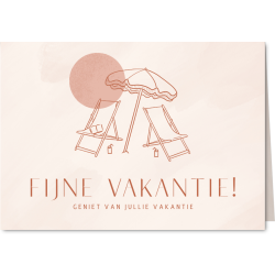 Aanbieding voor Trendy vakantiekaart met strandstoel parasol en zon